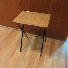 棚　茶色　折りたたみ　家具　コンセント