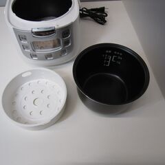 アズマ  3.5合炊き炊飯器　蒸し皿付きの画像