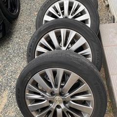 トヨタ　アルファード　ヴェルファイア　18インチアルミホイール