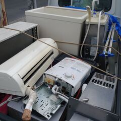 【水戸市 県営桜ヶ丘アパート】 退去時の風呂釜 瞬間湯沸し器 エアコン 撤去 取外し - リフォーム