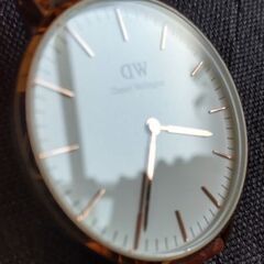 ダニエルウェリントン Daniel Wellington　36ミリ　ローズゴールド 電池新品 10月2日 交換済み の画像