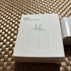 【お話中】Apple USB-C 20W Power Adapterの画像
