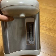象印　電気湯沸かしポット
の画像