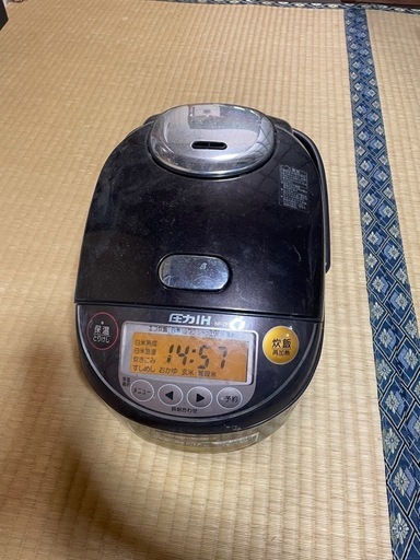 象印　炊飯器