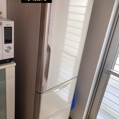 HITACHI 冷蔵庫　365L お値引きも検討できます！