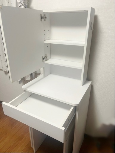 ドレッサー(鏡台)【棚､引き出し付き】