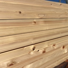 【特価品】桧 4000×45×90(mm) バラ売り！デッキ、下地、DIYなどに。在庫100本ありますので複数の方へ販売できます。の画像