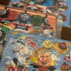 パズル　トーマス　アンパンマン