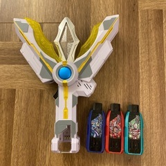 ウルトラマン　変身セット　ベルト付き　おもちゃ