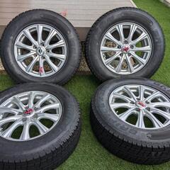 デリカD5使用/スタッドレスタイヤ 215/70R16残溝8mm...