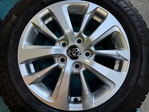 中古スタッドレスセット ヤリスクロス 純正 16インチ 6.5j +45 PCD114.3 ミシュラン X-ICE  205/65R16 2022年 溝アリ