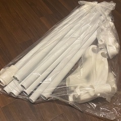 押し入れハンガーラックの画像