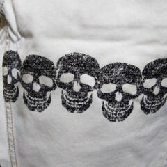 Levi's スカルパンツ 新品の画像