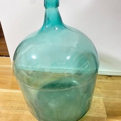 ガラスのボトル
