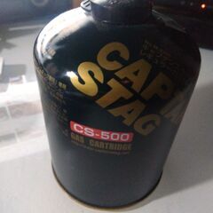 【交渉中】☆☆キャプテンスタッグのガス缶、残り半分以下ですが無料...