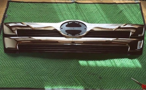 日野純正　レンジャー4tワイドボディフロントグリル♪ フロントグリル グリル フロント