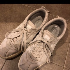 オニツカタイガー　スニーカー　の画像