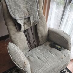 肩もみチェア　ナショナル　モミモミ　肩聖　
