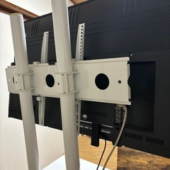 移動式テレビ台　キャスタースタンド付き　コード収納⭕️高さ調節⭕️の画像