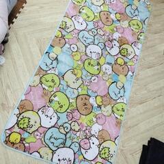 すみっコぐらし　ラグマット　フロアマット　デスクマット　カーペット　カバー　子供部屋の画像