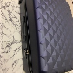 【値引きセール中】スーツケース