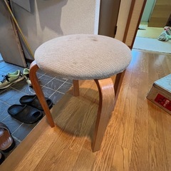 スツール　木製　ダメージあり！！　在庫2つ