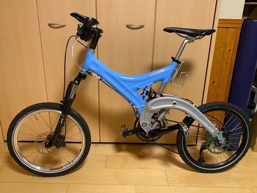 美品!   
定価238,350円   オーエックスワン OX-01 CITY