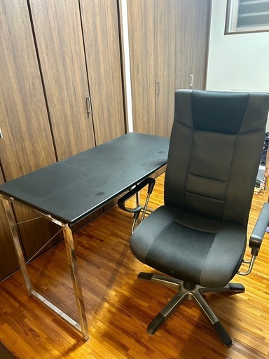 【取引中】　オフィスデスク、チェア