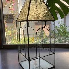 テラリウム(ステンドグラス)観葉植物を入れます
