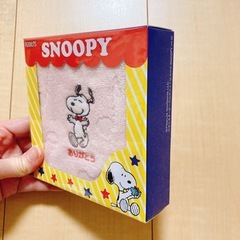 スヌーピー ピンク タオルハンカチ ギフト ありがとうの刺繍入りの画像