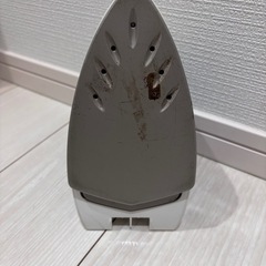 【ジャンク品、おまけとしてお渡し🙆‍♀️】アイロンの画像