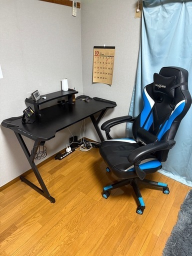 ゲーミング机とチェアセット