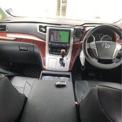 アルファードの画像