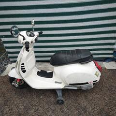 （取引決定）子供用おもちゃ電動スクーターの画像