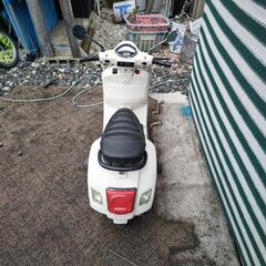 （取引決定）子供用おもちゃ電動スクーターの画像