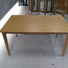 20241002007 家具　木製ダイニングテーブル