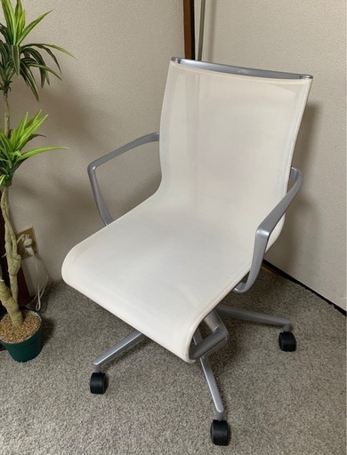 カッシーナチェア