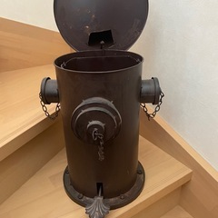 アンティーク　消火栓型　足踏み開閉の画像
