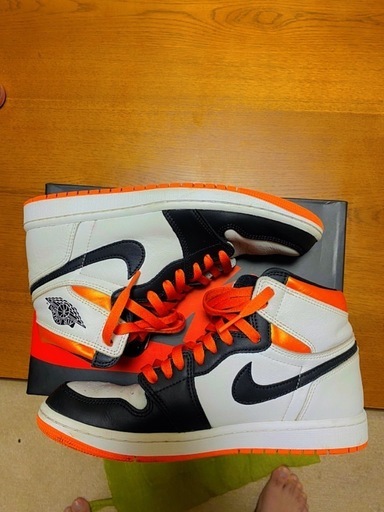nike jordan1 electro orange