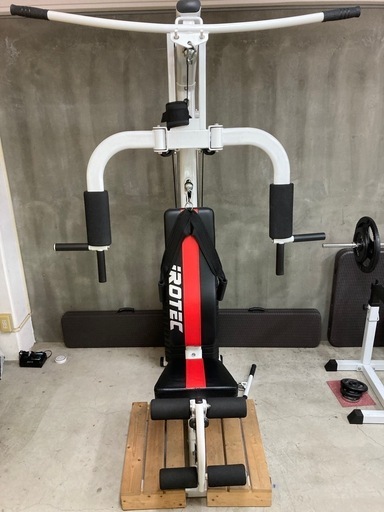 トレーニングマシン
