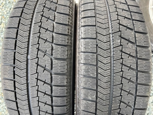 215/60R16 ブリヂストン スタッドレスホイールセット クラウン マークＸ　エスティマ
