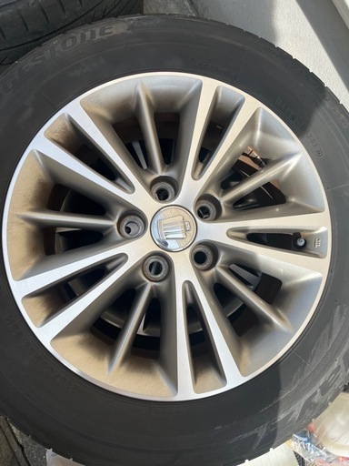 200系クラウンロイヤル タイヤホイールセット