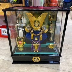 人形の久月　兜飾り　10号ケース入り