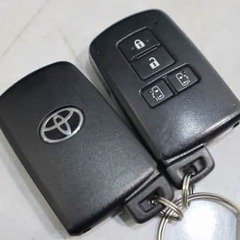 トヨタ ヴォクシー ＺＳ 煌２　人気のミニバンを多彩なオプション付きで👍の画像