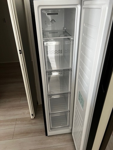 冷凍庫、エアコン