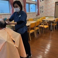 訪問美容師募集の画像