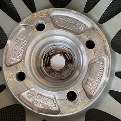 [取引中]165/65R14 スタッドレスタイヤ付き 4本セット ECOFORME SE-18 14インチ 5.5J +39 PCD100 4穴 ハブ径73mm 2021年製 BLIZZAK VRX2 タンク、ルーミー、トール、ジャスティ等の画像