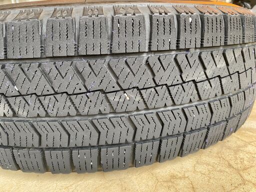 [取引中]165/65R14 スタッドレスタイヤ付き 4本セット ECOFORME SE-18 14インチ 5.5J +39 PCD100 4穴 ハブ径73mm 2021年製 BLIZZAK VRX2 タンク、ルーミー、トール、ジャスティ等