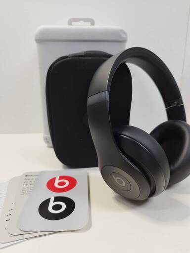 Beats studio Pro ワイヤレスヘッドホン MQTP3PA/A