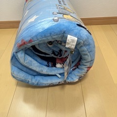 【お話中】新品タグ付き　トイストーリー　あったか掛け布団の画像